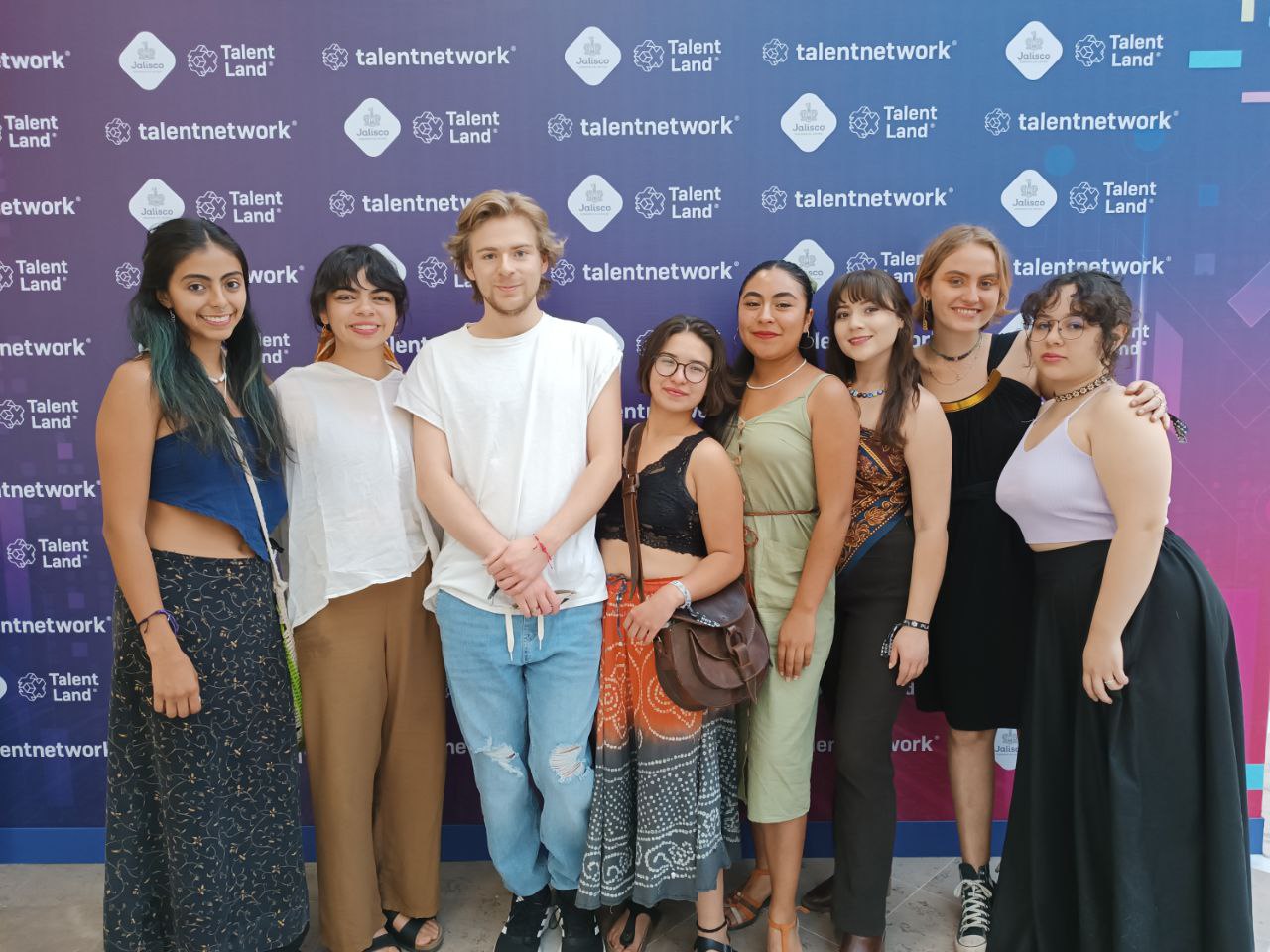 Talento Joven en Acción: Emprendimiento e Innovación Sostenible en Talent Land 2024
